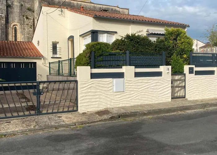 Loue Maison Quartier Calme بيت للعطل *